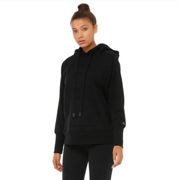 ALO Yoga Tops - NWT ALO Yoga Heat Up Black Hoodie Sweatshirt